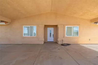 8755 Lilac Road, Oak Hills, CA 92344 - Photo 26