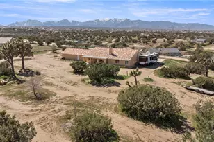 8755 Lilac Rd, Oak Hills, CA 92344 - Photo 2