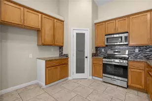 8755 Lilac Rd, Oak Hills, CA 92344 - Photo 8