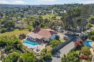 1528 York Dr, Vista, CA 92084 - Photo 4