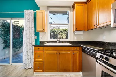 1500 Pine Avenue #10, Long Beach, CA 90813 - Photo 12