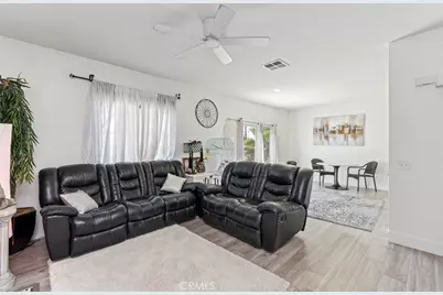 23744 Tatia, Murrieta, CA 92562 - Photo 8