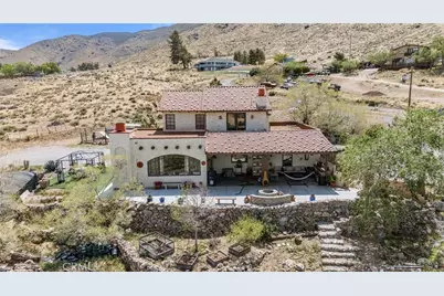 9075 Mesa Vista Street, Apple Valley, CA 92308 - Photo 2