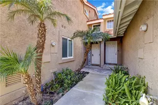 28102 Bobwhite, Saugus, CA 91350 - Photo 4