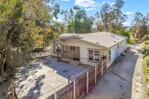 43870 Wilson Valley, Hemet, CA 92544 - Photo 2