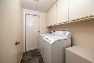 25300 Corte Sombrero, Murrieta, CA 92563 - Photo 18