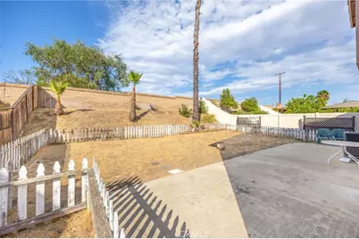 25300 Corte Sombrero, Murrieta, CA 92563 - Photo 32
