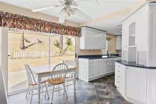 25300 Corte Sombrero, Murrieta, CA 92563 - Photo 10