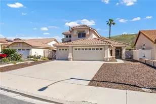 25300 Corte Sombrero, Murrieta, CA 92563 - Photo 36