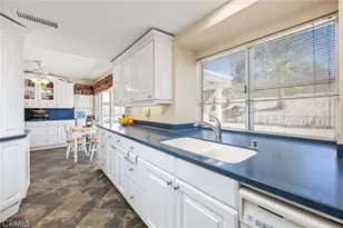 25300 Corte Sombrero, Murrieta, CA 92563 - Photo 14