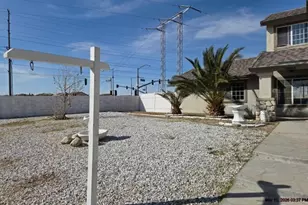 13320 Winter Park, Victorville, CA 92394 - Photo 4