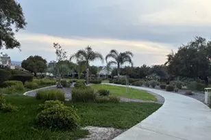 24175 Via Llano, Murrieta, CA 92562 - Photo 8