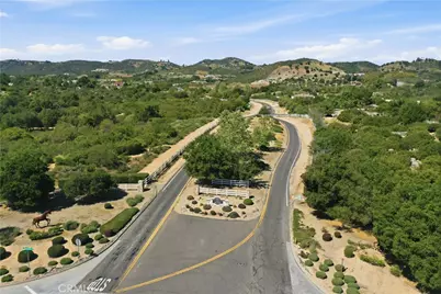 41591 Corte Vista Gusta, Murrieta, CA 92562 - Photo 20
