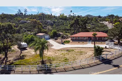 28300 Rawlings, Hemet, CA 92544 - Photo 40