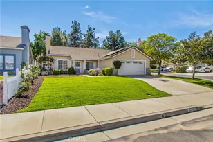 19385 Stonewood, Lake Elsinore, CA 92530 - Photo 4