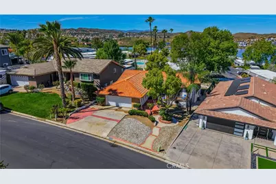 22470 Lighthouse Drive, Canyon Lake, CA 92587 - Photo 44