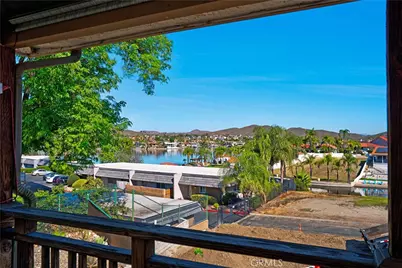 22470 Lighthouse Drive, Canyon Lake, CA 92587 - Photo 36