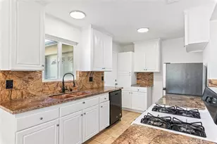 392 San Dimas, Oceanside, CA 92057 - Photo 18