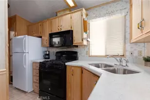 1295 S Cawston Ave, Hemet, CA 92545 - Photo 6
