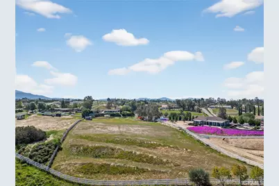 36020 Valencia Way, Temecula, CA 92592 - Photo 2