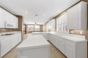 30255 Fetzer Cir, Murrieta, CA 92563 - Photo 16