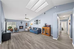 24342 Copperhead Cir, Murrieta, CA 92562 - Photo 6