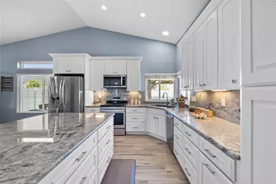 24342 Copperhead Circle, Murrieta, CA 92562 - Photo 4