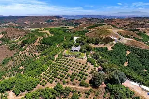 44665 La Cruz Dr, Temecula, CA 92590 - Photo 2