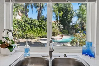 39710 Almansa Court, Murrieta, CA 92562 - Photo 18