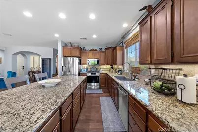 28012 Windjammer Court, Menifee, CA 92585 - Photo 14