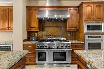 22928 San Joaquin, Canyon Lake, CA 92587 - Photo 22