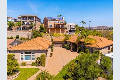 22928 San Joaquin, Canyon Lake, CA 92587 - Photo 2