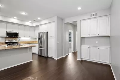 117 Silverado, Irvine, CA 92618 - Photo 2