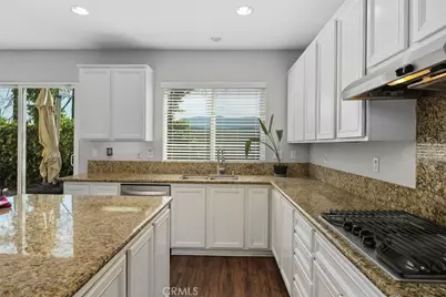 33845 Sattui, Temecula, CA 92592 - Photo 14