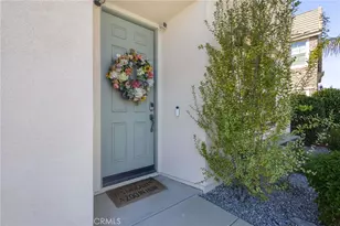 35385 Summerholly Ln, Murrieta, CA 92563 - Photo 4