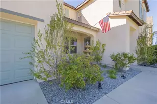 35385 Summerholly Ln, Murrieta, CA 92563 - Photo 6