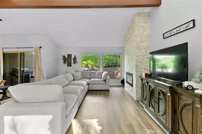 29376 Via Frontera, Murrieta, CA 92563 - Photo 8