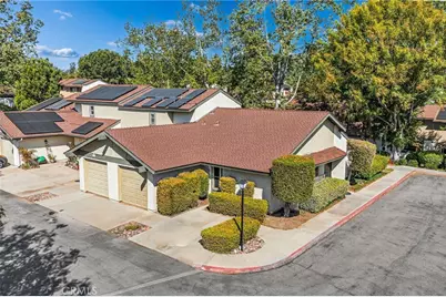 381 Roundtree Glen, Escondido, CA 92026 - Photo 2
