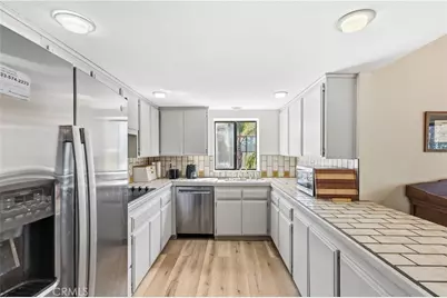 30619 Early Round Drive, Canyon Lake, CA 92587 - Photo 12