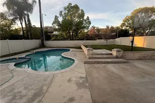 26933 Mandelieu, Murrieta, CA 92562 - Photo 2