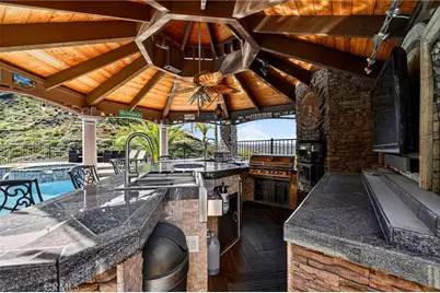 31860 Willow Wood Court, Lake Elsinore, CA 92532 - Photo 46