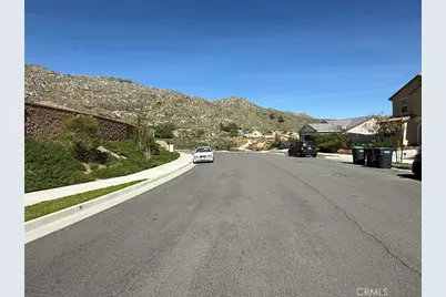 553 Chalakat Court, San Jacinto, CA 92582 - Photo 4