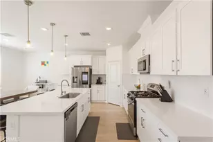 34438 Coconut Cir, Winchester, CA 92596 - Photo 8