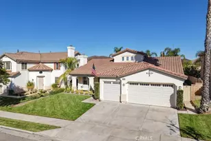 32366 Whispering Willow, Lake Elsinore, CA 92532 - Photo 2