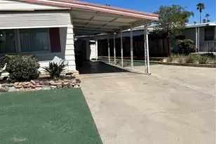 900 Johnston, Hemet, CA 92543 - Photo 2