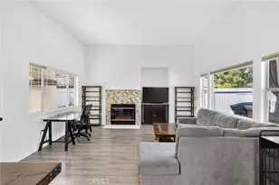 32798 Caserta Dr, Temecula, CA 92592 - Photo 10