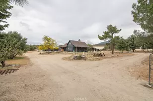 37325 Bohlen, Anza, CA 92539 - Photo 2
