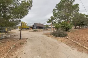 37325 Bohlen, Anza, CA 92539 - Photo 22