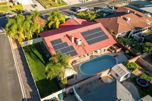 25907 New Chicago, Hemet, CA 92544 - Photo 38