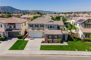 32016 Woodside Ct, Temecula, CA 92592 - Photo 4